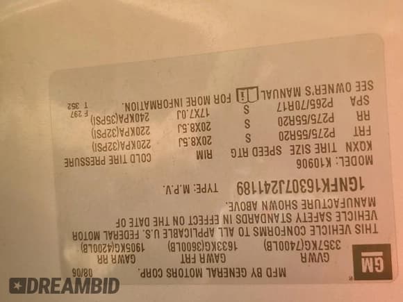 ✅ 2007 Chevrolet Suburban LT • VIN: 1GNFK16307J241189 • Lot: 73986394. Wystawiony na Copart z przebiegiem 198 896 mil. Bezpłatny archiwum sprzedaży aukcyjnych z USA i szczegółowy raport historii pojazdu na DreamBid. Zdjęcie 13.