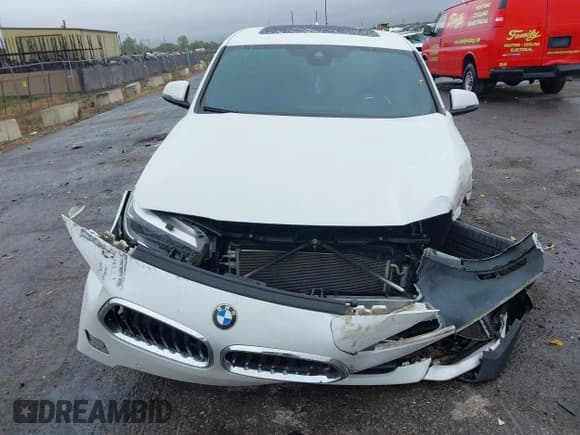 ✅ 2019 BMW X2 xDrive28i • VIN: WBXYJ5C57K5N64743 • Lot: 43396755. Wystawiony na IAAI z przebiegiem 72 371 mil. Bezpłatny archiwum sprzedaży aukcyjnych z USA i szczegółowy raport historii pojazdu na DreamBid. Zdjęcie 12.