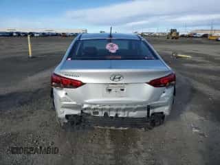 2018 Hyundai Accent SEL z VIN 3KPC24A34JE028254, wystawiony jako Copart lot #43767894 z przebiegiem 117 877 mil mil oraz . Historia ofert i sprzedaży dostępna na DreamBid. Obrazek 6.