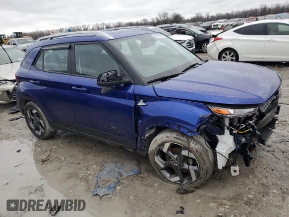 ✅ 2022 Hyundai Venue Limited • VIN: KMHRC8A3XNU186146 • Lot: 87003544. Listed on Copart with 39,317 mi. Free auction sales archive from the USA and detailed vehicle history report at DreamBid. Image 4.