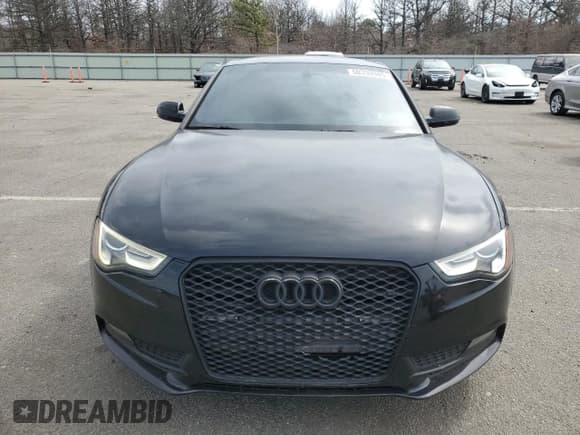 ✅ 2016 Audi A5 Premium • VIN: WAUD2AFR3GA015522 • Lot: 50330945. Wystawiony na Copart z przebiegiem 78 105 mil. Bezpłatny archiwum sprzedaży aukcyjnych z USA i szczegółowy raport historii pojazdu na DreamBid. Zdjęcie 5.