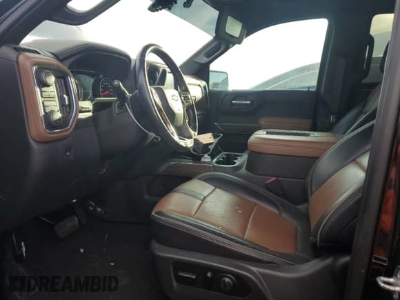 ✅ 2021 Chevrolet Silverado 1500 High Country • VIN: 3GCUYHELXMG103973 • Lot: 60476314. Wystawiony na Copart z przebiegiem 67 378 mil. Bezpłatny archiwum sprzedaży aukcyjnych z USA i szczegółowy raport historii pojazdu na DreamBid. Zdjęcie 7.