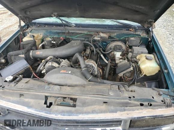 ✅ 1995 Chevrolet Suburban • VIN: 1GNFK16K0SJ430411 • Lot: 79208624. Wystawiony na Copart z przebiegiem 316 229 mil. Bezpłatny archiwum sprzedaży aukcyjnych z USA i szczegółowy raport historii pojazdu na DreamBid. Zdjęcie 12.