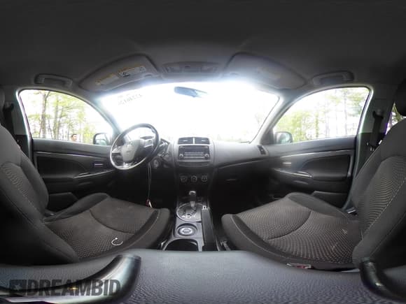 ✅ 2016 Mitsubishi Outlander ES • VIN: JA4AR3AU4GZ041406 • Лот: 42246126. Опубликован ранее на IAAI с пробегом 83 935 миль. Бесплатный доступ к архиву аукционных продаж из США и подробный отчёт об истории автомобиля на DreamBid. Изображение 17.