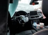 ✅ 2023 Chevrolet Suburban Premier • VIN: 1GNSKFKDXPR339786 • Lot: 73280924. Wystawiony na Copart z przebiegiem 35 902 mil. Bezpłatny archiwum sprzedaży aukcyjnych z USA i szczegółowy raport historii pojazdu na DreamBid. Zdjęcie 8.