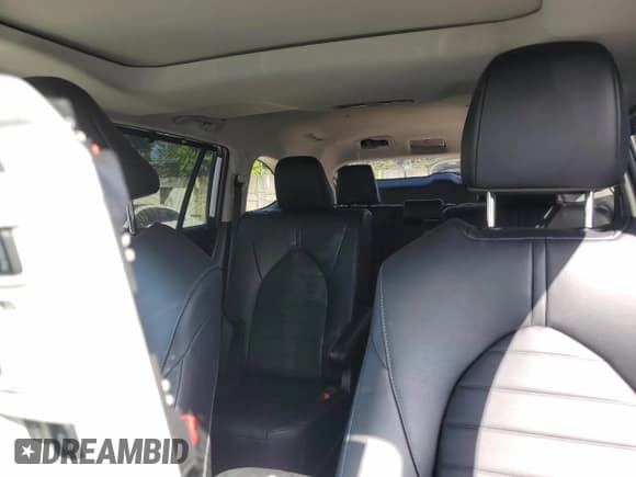 ✅ 2023 Toyota Highlander Hybrid XLE • VIN: 5TDKARAH8PS518475 • Lot: 86822065. Listed on Copart with 19,301 mi. Free auction sales archive from the USA and detailed vehicle history report at DreamBid. Image 10.