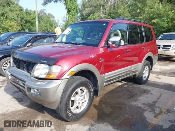 ✅ 2001 Mitsubishi Montero Limited • VIN: JA4MW51R21J039835 • Лот: 43006425. Опубликован ранее на IAAI с пробегом 220 983 миль. Бесплатный доступ к архиву аукционных продаж из США и подробный отчёт об истории автомобиля на DreamBid. Изображение 2.