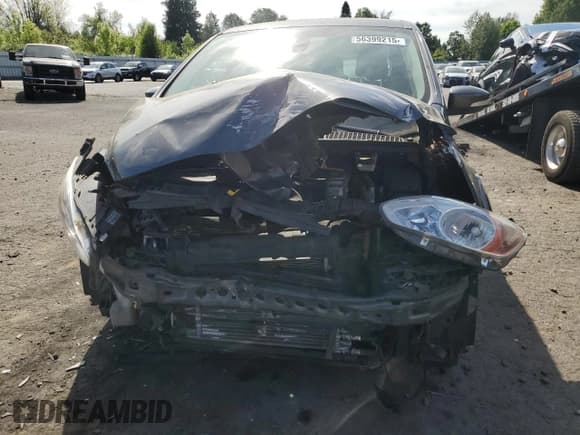 ✅ 2015 Ford C-Max SEL • VIN: 1FADP5BU9FL111427 • Lot: 56399215. Wystawiony na Copart z przebiegiem 110 531 mil. Bezpłatny archiwum sprzedaży aukcyjnych z USA i szczegółowy raport historii pojazdu na DreamBid. Zdjęcie 5.