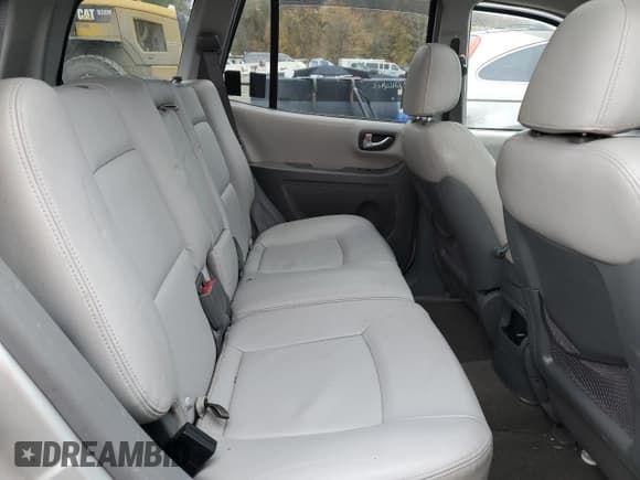 ✅ 2006 Hyundai Santa Fe GLS • VIN: KM8SC13E36U095146 • Лот: 91053565. Опубликован ранее на Copart с пробегом 123 342 миль. Бесплатный доступ к архиву аукционных продаж из США и подробный отчёт об истории автомобиля на DreamBid. Изображение 11.