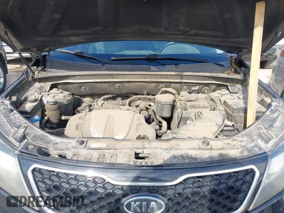 ✅ 2013 Kia Sorento SX • VIN: 5XYKW4A22DG366671 • Lot: 43845149. Listed on IAAI with 193,590 mi. Free auction sales archive from the USA and detailed vehicle history report at DreamBid. Image 10.