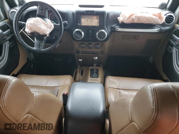 ✅ 2012 Jeep Wrangler Unlimited Sahara • VIN: 1C4HJWEG0CL110526 • Lot: 82341845. Wystawiony na Copart z przebiegiem 110 048 mil. Bezpłatny archiwum sprzedaży aukcyjnych z USA i szczegółowy raport historii pojazdu na DreamBid. Zdjęcie 8.