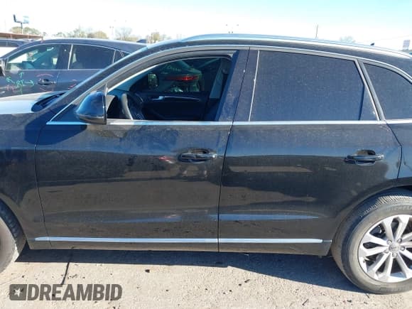 ✅ 2014 Audi Q5 Premium Plus • VIN: WA1LFAFP9EA130988 • Lot: 41835596. Listed on IAAI with 91,303 mi. Free auction sales archive from the USA and detailed vehicle history report at DreamBid. Image 14.