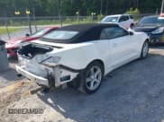 ✅ 2019 Chevrolet Camaro 1LT • VIN: 1G1FB3DX7K0126610 • Lot: 42523712. Wystawiony na IAAI z przebiegiem 110 727 mil. Bezpłatny archiwum sprzedaży aukcyjnych z USA i szczegółowy raport historii pojazdu na DreamBid. Zdjęcie 4.