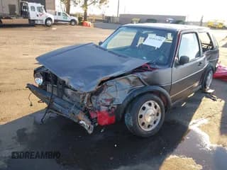 ✅ 1991 Volkswagen Golf • VIN: 3VWDK21G2MM035741 • Lot: 41414381. Wystawiony na IAAI z przebiegiem Nie podano. Bezpłatny archiwum sprzedaży aukcyjnych z USA i szczegółowy raport historii pojazdu na DreamBid. Zdjęcie 2.