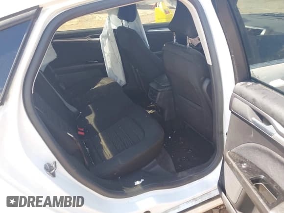 ✅ 2016 Ford Fusion SE • VIN: 1FA6P0H70G5108810 • Лот: 42191871. Опубликован ранее на IAAI с пробегом 169 700 миль. Бесплатный доступ к архиву аукционных продаж из США и подробный отчёт об истории автомобиля на DreamBid. Изображение 8.