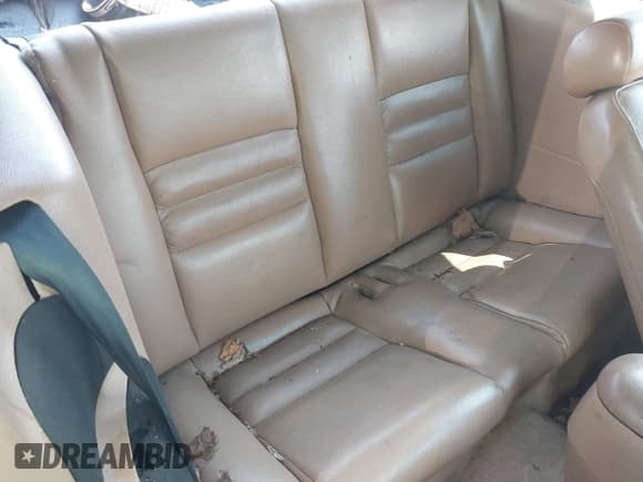 ✅ 1998 Ford Mustang GT • VIN: 1FAFP45X3WF150280 • Lot: 42586360. Listed on IAAI with 101,735 mi. Free auction sales archive from the USA and detailed vehicle history report at DreamBid. Image 8.