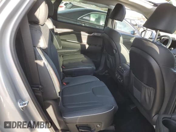 ✅ 2024 Hyundai Palisade Limited • VIN: KM8R5DGE5RU743322 • Лот: 81667024. Опубликован ранее на Copart с пробегом 10 394 миль. Бесплатный доступ к архиву аукционных продаж из США и подробный отчёт об истории автомобиля на DreamBid. Изображение 11.