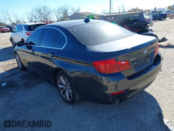 ✅ 2014 BMW 5 Series 528i xDrive • VIN: WBA5A7C56ED619184 • Лот: 43601690. Опубликован ранее на IAAI с пробегом Не указан. Бесплатный доступ к архиву аукционных продаж из США и подробный отчёт об истории автомобиля на DreamBid. Изображение 3.