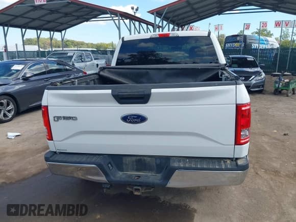✅ 2016 Ford F-150 XLT • VIN: 1FTEW1EGXGFC30765 • Lot: 43377680. Wystawiony na IAAI z przebiegiem 141 180 mil. Bezpłatny archiwum sprzedaży aukcyjnych z USA i szczegółowy raport historii pojazdu na DreamBid. Zdjęcie 16.