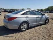 ✅ 2003 Hyundai Sonata GLS • VIN: 5NPEB4AC3DH606675 • Lot: 71525835. Listed on Copart with 116,624 mi. Free auction sales archive from the USA and detailed vehicle history report at DreamBid. Image 3.