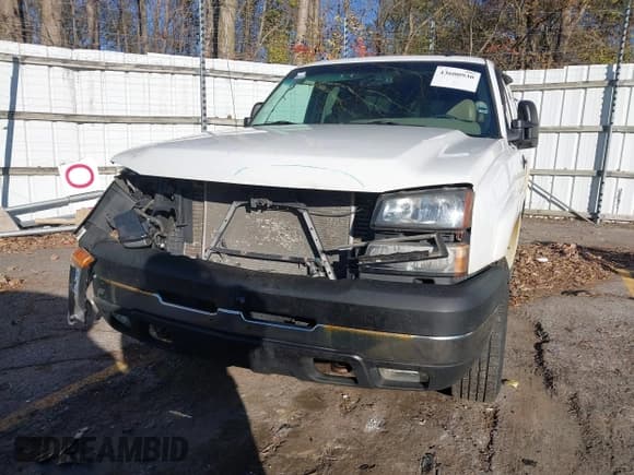 ✅ 2007 Chevrolet Silverado 2500HD LT2 • VIN: 1GCHK29D27E126212 • Лот: 43600930. Опубликован ранее на IAAI с пробегом Не указан. Бесплатный доступ к архиву аукционных продаж из США и подробный отчёт об истории автомобиля на DreamBid. Изображение 12.