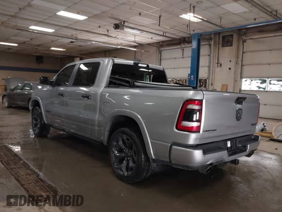 2023 Ram 1500 Limited z VIN 1C6SRFHT1PN639153, wystawiony jako IAAI lot #42466719 z przebiegiem 25 999 mil mil oraz . Historia ofert i sprzedaży dostępna na DreamBid. Obrazek 3.