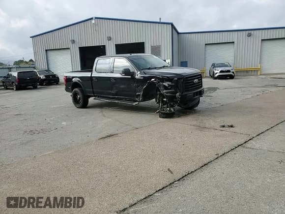 ✅ 2017 Ford F-150 XLT • VIN: 1FTFW1EF9HFC66301 • Lot: 91925095. Listed on Copart with 111,164 mi. Free auction sales archive from the USA and detailed vehicle history report at DreamBid. Image 13.