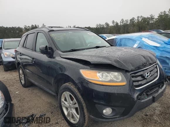 ✅ 2011 Hyundai Santa Fe SE • VIN: 5XYZH4AG8BG061516 • Lot: 80633564. Listed on Copart with 207,785 mi. Free auction sales archive from the USA and detailed vehicle history report at DreamBid. Image 4.