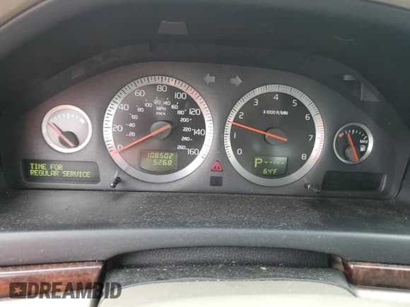 ✅ 2004 Volvo S80 • VIN: YV1TS92D641361979 • Lot: 47833235. Wystawiony na Copart z przebiegiem 108 502 mil. Bezpłatny archiwum sprzedaży aukcyjnych z USA i szczegółowy raport historii pojazdu na DreamBid. Zdjęcie 9.