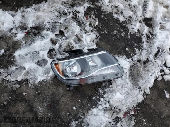 ✅ 2022 Chevrolet Colorado 4WD Work Truck • VIN: 1GCGTBEN4N1298785 • Лот: 70439132. Опубликован ранее на Copart с пробегом 774 миль. Бесплатный доступ к архиву аукционных продаж из США и подробный отчёт об истории автомобиля на DreamBid. Изображение 12.