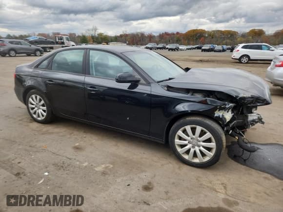 ✅ 2014 Audi A4 Premium • VIN: WAUBFAFL4EA045956 • Лот: 90807085. Опубликован ранее на Copart с пробегом Не указан. Бесплатный доступ к архиву аукционных продаж из США и подробный отчёт об истории автомобиля на DreamBid. Изображение 4.