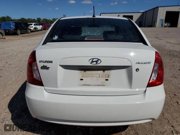 2009 Hyundai Accent Auto GLS z VIN KMHCN46C49U378170, wystawiony jako Copart lot #72896504 z przebiegiem Nie podano mil oraz Szkoda całkowita • Salvage title. Historia ofert i sprzedaży dostępna na DreamBid. Obrazek 6.