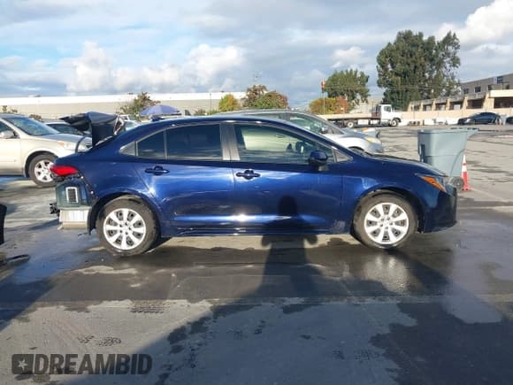 ✅ 2024 Toyota Corolla LE • VIN: JTDB4MEE2RJ015423 • Lot: 43763718. Listed on IAAI with 22,587 mi. Free auction sales archive from the USA and detailed vehicle history report at DreamBid. Image 14.