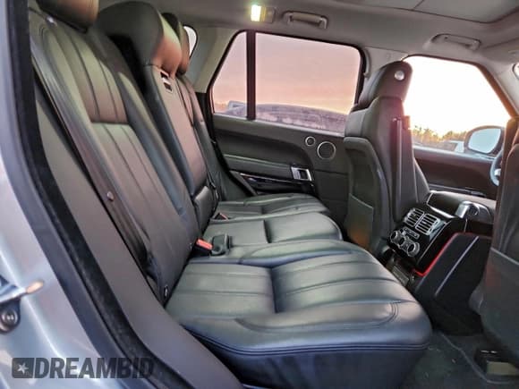 ✅ 2017 Land Rover Range Rover HSE • VIN: SALGS2FV0HA372377 • Lot: 94392005. Listed on Copart with 106,106 mi. Free auction sales archive from the USA and detailed vehicle history report at DreamBid. Image 11.