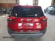✅ 2022 Nissan Rogue SV • VIN: 5N1BT3BB1NC670318 • Lot: 43138648. Wystawiony na IAAI z przebiegiem 31 046 mil. Bezpłatny archiwum sprzedaży aukcyjnych z USA i szczegółowy raport historii pojazdu na DreamBid. Zdjęcie 16.