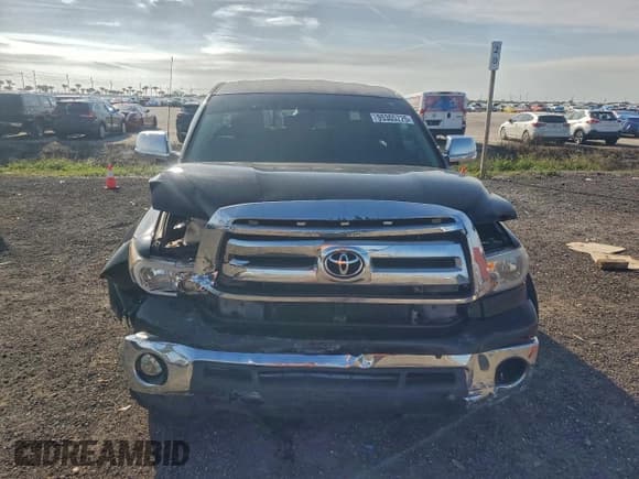 ✅ 2011 Toyota Tundra • VIN: 5TFUY5F14BX171142 • Lot: 95305725. Listed on Copart with 112,365 mi. Free auction sales archive from the USA and detailed vehicle history report at DreamBid. Image 5.
