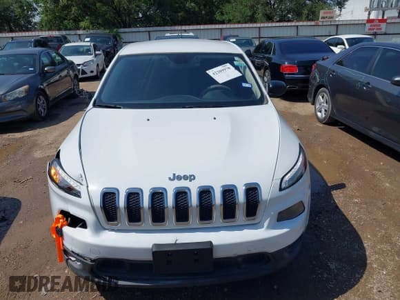✅ 2015 Jeep Cherokee Sport • VIN: 1C4PJLAB4FW535853 • Lot: 42209978. Wystawiony na IAAI z przebiegiem 155 336 mil. Bezpłatny archiwum sprzedaży aukcyjnych z USA i szczegółowy raport historii pojazdu na DreamBid. Zdjęcie 12.