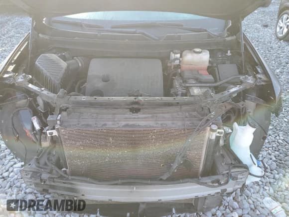 ✅ 2021 Chevrolet Traverse LS • VIN: 1GNERFKW5MJ123168 • Lot: 95800565. Wystawiony na Copart z przebiegiem 102 114 mil. Bezpłatny archiwum sprzedaży aukcyjnych z USA i szczegółowy raport historii pojazdu na DreamBid. Zdjęcie 12.