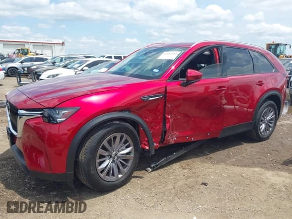 ✅ 2025 Mazda CX-90 Preferred • VIN: JM3KKBHD3S1211509 • Lot: 42112252. Listed on IAAI with 2,112 mi. Free auction sales archive from the USA and detailed vehicle history report at DreamBid. Image 2.
