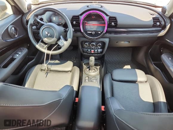 ✅ 2022 MINI Clubman Cooper S • VIN: WMWXJ1C08N2P94218 • Lot: 63466475. Listed on Copart with 29,887 mi. Free auction sales archive from the USA and detailed vehicle history report at DreamBid. Image 8.