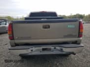 ✅ 2002 Chevrolet Silverado 2500HD LS • VIN: 1GCHK29U62E267096 • Lot: 85281645. Wystawiony na Copart z przebiegiem 171 847 mil. Bezpłatny archiwum sprzedaży aukcyjnych z USA i szczegółowy raport historii pojazdu na DreamBid. Zdjęcie 6.