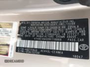 ✅ 2009 Toyota Camry LE • VIN: 4T4BE46K09R118888 • Lot: 43820736. Wystawiony na IAAI z przebiegiem 215 261 mil. Bezpłatny archiwum sprzedaży aukcyjnych z USA i szczegółowy raport historii pojazdu na DreamBid. Zdjęcie 9.