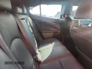 ✅ 2020 Lexus UX 250h • VIN: JTHX9JBH7L2030097 • Lot: 85845925. Wystawiony na Copart z przebiegiem 84 613 mil. Bezpłatny archiwum sprzedaży aukcyjnych z USA i szczegółowy raport historii pojazdu na DreamBid. Zdjęcie 11.