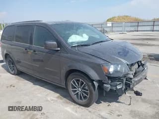 ✅ 2017 Dodge Grand Caravan GT • VIN: 2C4RDGEG5HR573049 • Lot: 43228787. Wystawiony na IAAI z przebiegiem 110 606 mil. Bezpłatny archiwum sprzedaży aukcyjnych z USA i szczegółowy raport historii pojazdu na DreamBid. Zdjęcie 1.