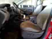 2015 Hyundai Tucson SE z VIN KM8JU3AG3FU117302, wystawiony jako Copart lot #74032084 z przebiegiem 126 172 mil mil oraz Czysty tytuł • Clean title. Historia ofert i sprzedaży dostępna na DreamBid. Obrazek 7.