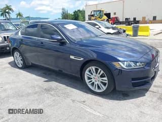 ✅ 2019 Jaguar XE 25t Premium • VIN: SAJAJ4FX9KCP46060 • Lot: 42802228. Wystawiony na IAAI z przebiegiem 38 960 mil. Bezpłatny archiwum sprzedaży aukcyjnych z USA i szczegółowy raport historii pojazdu na DreamBid. Zdjęcie 1.