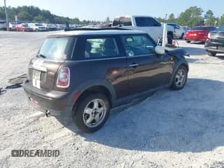 ✅ 2011 MINI Hardtop • VIN: WMWSU3C55BT097359 • Lot: 43363048. Listed on IAAI with 149,072 mi. Free auction sales archive from the USA and detailed vehicle history report at DreamBid. Image 4.