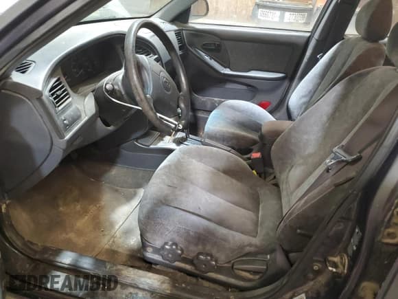 ✅ 2001 Hyundai Elantra GLS • VIN: KMHDN45DX1U103308 • Lot: 47844435. Wystawiony na Copart z przebiegiem 126 946 mil. Bezpłatny archiwum sprzedaży aukcyjnych z USA i szczegółowy raport historii pojazdu na DreamBid. Zdjęcie 7.