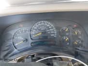 ✅ 2004 Chevrolet Tahoe LS • VIN: 1GNEK13T64R298221 • Лот: 43615648. Опубликован ранее на IAAI с пробегом 199 192 миль. Бесплатный доступ к архиву аукционных продаж из США и подробный отчёт об истории автомобиля на DreamBid. Изображение 7.