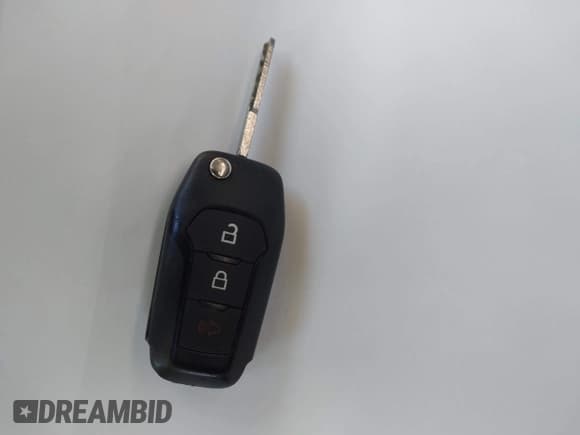 ✅ 2017 Ford F-150 XL • VIN: 1FTMF1E88HKC51000 • Lot: 40738846. Listed on IAAI with 216,822 mi. Free auction sales archive from the USA and detailed vehicle history report at DreamBid. Image 11.